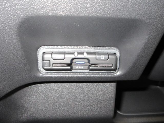 ＥＴＣ付！高速道路の料金所はキャッシュレスで通過です！サービスエリア等にあるスマートインターの出入りも利用可能でとっても便利☆ご納車後すぐにお使い頂けるようセットアップしてのお渡しとなります。