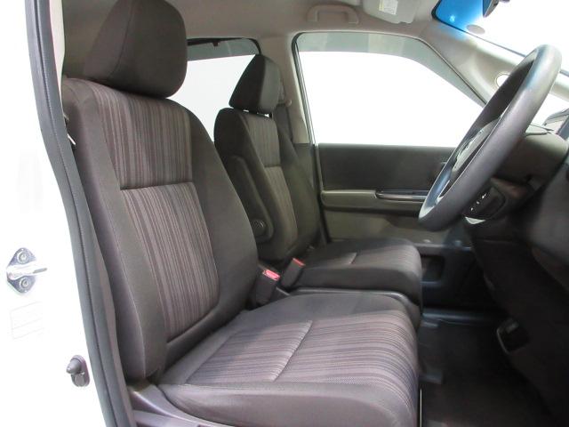 フリード Ｇ・ホンダセンシング　７人　ＨｏｎｄａＳＥＮＳＩＮＧ　ドラレコ　メモリーナビ　リヤカメラ　ＥＴＣ　Ｂｌｕｅｔｏｏｔｈ　ワンオーナー　ハロゲン　両側電動スライドドア　オートエアコン　ＣＤ　追突被害軽減ブレーキ　ｉストップ（16枚目）