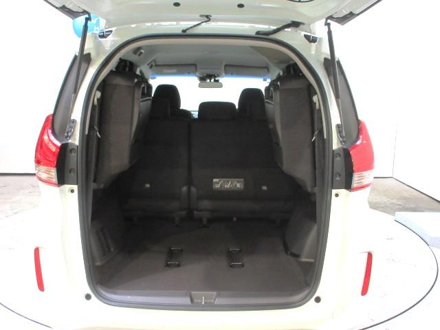 フリード Ｇ・ホンダセンシング　７人　ＨｏｎｄａＳＥＮＳＩＮＧ　ドラレコ　メモリーナビ　リヤカメラ　ＥＴＣ　Ｂｌｕｅｔｏｏｔｈ　ワンオーナー　ハロゲン　両側電動スライドドア　オートエアコン　ＣＤ　追突被害軽減ブレーキ　ｉストップ（18枚目）