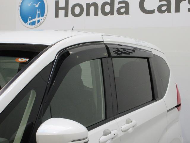 フリード Ｇ・ホンダセンシング　７人　ＨｏｎｄａＳＥＮＳＩＮＧ　ドラレコ　メモリーナビ　リヤカメラ　ＥＴＣ　Ｂｌｕｅｔｏｏｔｈ　ワンオーナー　ハロゲン　両側電動スライドドア　オートエアコン　ＣＤ　追突被害軽減ブレーキ　ｉストップ（24枚目）