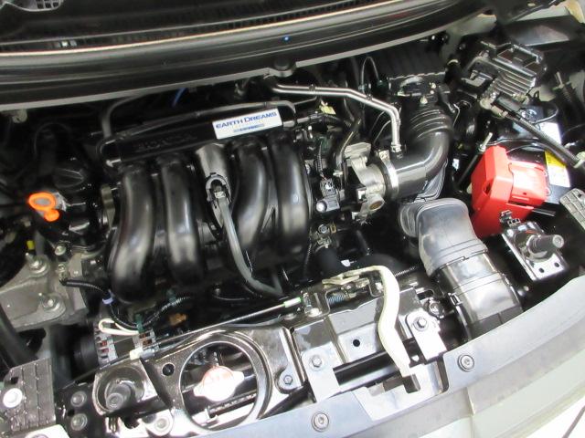 フリード Ｇ・ホンダセンシング　７人　ＨｏｎｄａＳＥＮＳＩＮＧ　ドラレコ　メモリーナビ　リヤカメラ　ＥＴＣ　Ｂｌｕｅｔｏｏｔｈ　ワンオーナー　ハロゲン　両側電動スライドドア　オートエアコン　ＣＤ　追突被害軽減ブレーキ　ｉストップ（25枚目）