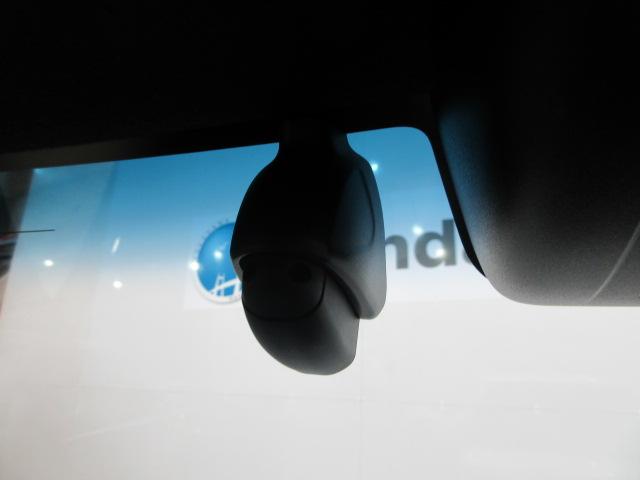 N-BOXカスタム Lターボ HondaSENSING 前後ドラレコ メモリーナビ リアカメラ 両側電動スライドドア ETC シートヒーター ETC 純正アルミ Bluetooth ワンオーナー アダクティブクルーズC 1オーナー(5枚目)