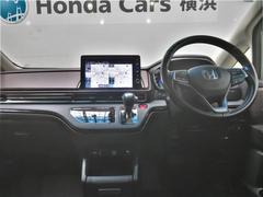 Ｈｏｎｄａ車が初めての方にも扱いやすく分かりやすいインパネ周りと各種スイッチ類です。 4