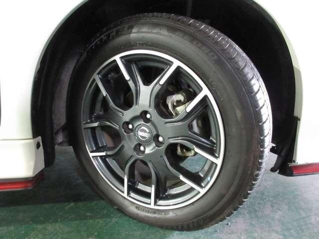ニスモ 純正Mナビ フルセグ CD/DVD再生 Rカメラ BTオーディオ オートエアコン ETC LEDライト 16インチアルミ NISMOシート スーパーチャージャー Rフォグ 横滑防止 盗難防止(20枚目)