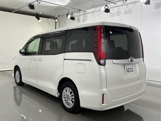 ノア G 禁煙 ワンオーナー 7人乗り メモリーナビ フルセグTV バックカメラ LEDヘッドライト フォグライト クルーズコントロール ETC 横滑り防止装置 左側パワースライドドア スマートキー 1オーナ(10枚目)