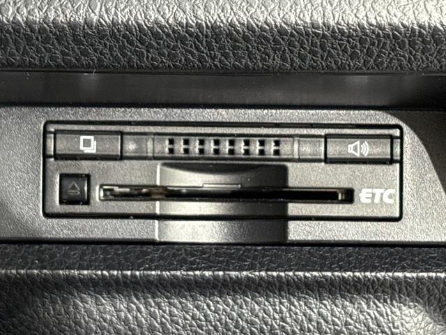 ノア G 禁煙 ワンオーナー 7人乗り メモリーナビ フルセグTV バックカメラ LEDヘッドライト フォグライト クルーズコントロール ETC 横滑り防止装置 左側パワースライドドア スマートキー 1オーナ(21枚目)