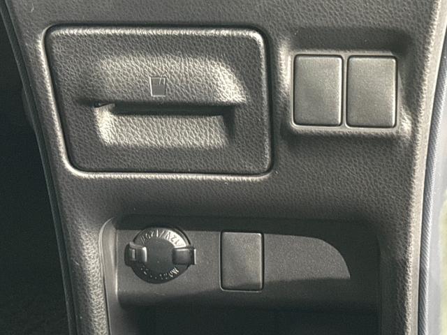 ノア G 禁煙 ワンオーナー 7人乗り メモリーナビ フルセグTV バックカメラ LEDヘッドライト フォグライト クルーズコントロール ETC 横滑り防止装置 左側パワースライドドア スマートキー 1オーナ(26枚目)