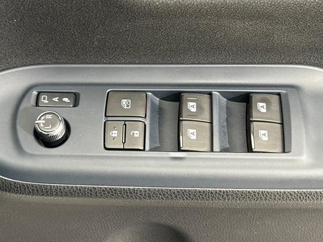 ノア G 禁煙 ワンオーナー 7人乗り メモリーナビ フルセグTV バックカメラ LEDヘッドライト フォグライト クルーズコントロール ETC 横滑り防止装置 左側パワースライドドア スマートキー 1オーナ(27枚目)