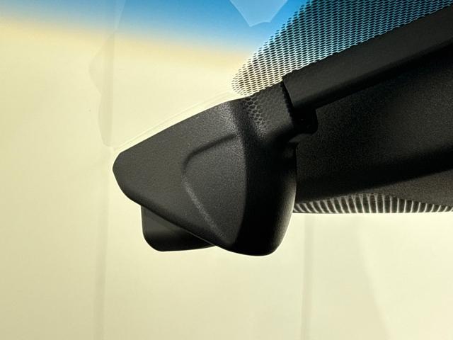 ホンダ純正フロントドライブレコーダー★イザというときに「録画されてなかった」では済まされませんので、メーカー純正がオススメです