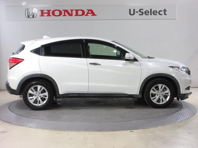 ヴェゼル Ｘ・ホンダセンシング　いまコレ＋フロアマット　純正メモリーナビ　Ｂｌｕｅｔｏｏｔｈ　ＥＴＣ　リアカメラ　衝突被害軽減ブレーキ　レーンキープアシスト　ＬＥＤヘッドライト　フォグライト　シートヒーター　１６インチアルミホイール（8枚目）