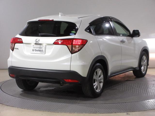 ヴェゼル Ｘ・ホンダセンシング　いまコレ＋フロアマット　純正メモリーナビ　Ｂｌｕｅｔｏｏｔｈ　ＥＴＣ　リアカメラ　衝突被害軽減ブレーキ　レーンキープアシスト　ＬＥＤヘッドライト　フォグライト　シートヒーター　１６インチアルミホイール（9枚目）