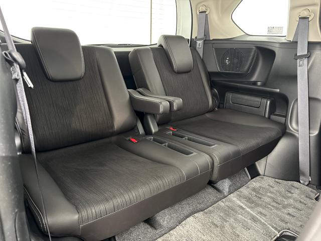 フリードハイブリッド ジャストセレクション 禁煙車 ワンオーナー 純正メモリーナビ リア席モニター リアカメラ 両側電動スライドドア 純正アルミホイール スマートキー ETC コンフォートビューパッケージ クルコン 本革巻ステアリングホイール(32枚目)