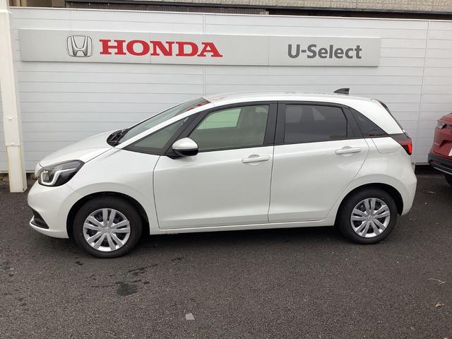 フィット e:HEVホーム 当社元試乗車 禁煙車 純正9インチホンダコネクトナビ リアカメラ ETC LEDヘッドライト HondaCONNECT用緊急通報ボタン/トラブルサポートボタン ホンダセンシング USBチャージャー(6枚目)