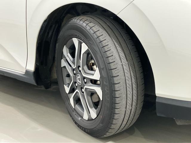 フリード クロスター　禁煙車　純正メモリーナビ　ドラレコ　両側電動スライドドア　リアカメラ　ホンダセンシング　アルミホイール　ＥＴＣ　シートヒーター　クルーズコントロール　ＬＥＤヘッドライト　ルーフレール　アルミホイール（11枚目）