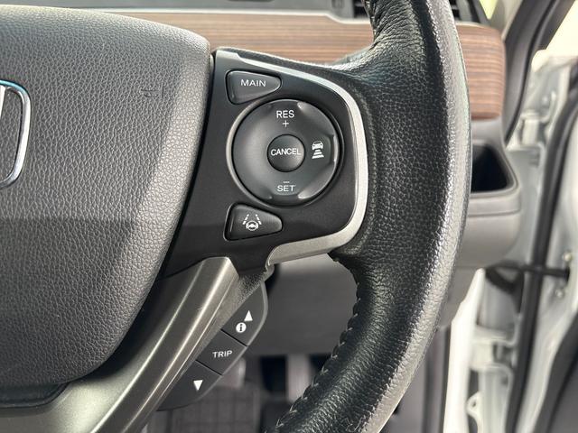 フリード クロスター　禁煙車　純正メモリーナビ　ドラレコ　両側電動スライドドア　リアカメラ　ホンダセンシング　アルミホイール　ＥＴＣ　シートヒーター　クルーズコントロール　ＬＥＤヘッドライト　ルーフレール　アルミホイール（18枚目）