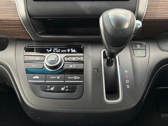 フリード クロスター　禁煙車　純正メモリーナビ　ドラレコ　両側電動スライドドア　リアカメラ　ホンダセンシング　アルミホイール　ＥＴＣ　シートヒーター　クルーズコントロール　ＬＥＤヘッドライト　ルーフレール　アルミホイール（32枚目）