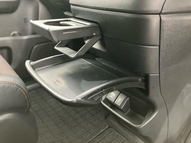 フリード クロスター　禁煙車　純正メモリーナビ　ドラレコ　両側電動スライドドア　リアカメラ　ホンダセンシング　アルミホイール　ＥＴＣ　シートヒーター　クルーズコントロール　ＬＥＤヘッドライト　ルーフレール　アルミホイール（34枚目）