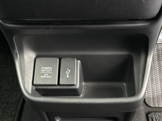 フリード クロスター　禁煙車　純正メモリーナビ　ドラレコ　両側電動スライドドア　リアカメラ　ホンダセンシング　アルミホイール　ＥＴＣ　シートヒーター　クルーズコントロール　ＬＥＤヘッドライト　ルーフレール　アルミホイール（35枚目）