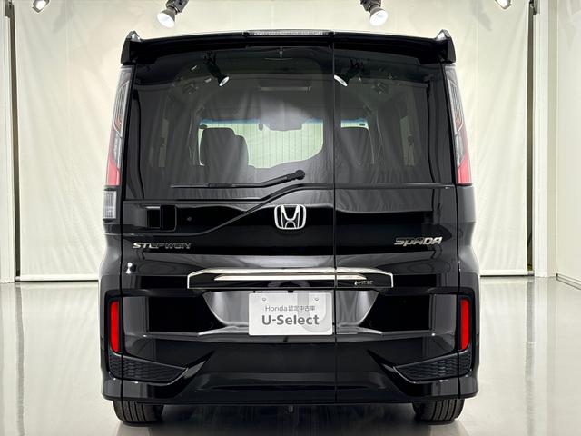 ステップワゴンスパーダ スパーダ・クールスピリットホンダセンシング　禁煙車　ワンオーナー　純正１０インチメモリーナビ　リア席モニター　リアカメラ　ＥＴＣ２．０　純正前後ドラレコ　両側パワースライドドア　シートヒーター　ＬＥＤヘッドライト　ホンダセンシング　パドルシフト（9枚目）