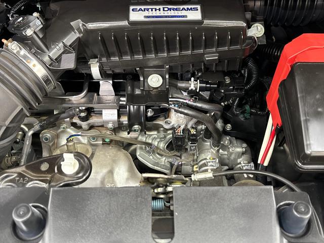 ステップワゴンスパーダ スパーダ・クールスピリットホンダセンシング　禁煙車　ワンオーナー　純正１０インチメモリーナビ　リア席モニター　リアカメラ　ＥＴＣ２．０　純正前後ドラレコ　両側パワースライドドア　シートヒーター　ＬＥＤヘッドライト　ホンダセンシング　パドルシフト（12枚目）