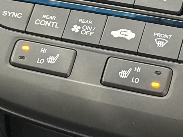 ステップワゴンスパーダ スパーダ・クールスピリットホンダセンシング　禁煙車　ワンオーナー　純正１０インチメモリーナビ　リア席モニター　リアカメラ　ＥＴＣ２．０　純正前後ドラレコ　両側パワースライドドア　シートヒーター　ＬＥＤヘッドライト　ホンダセンシング　パドルシフト（33枚目）