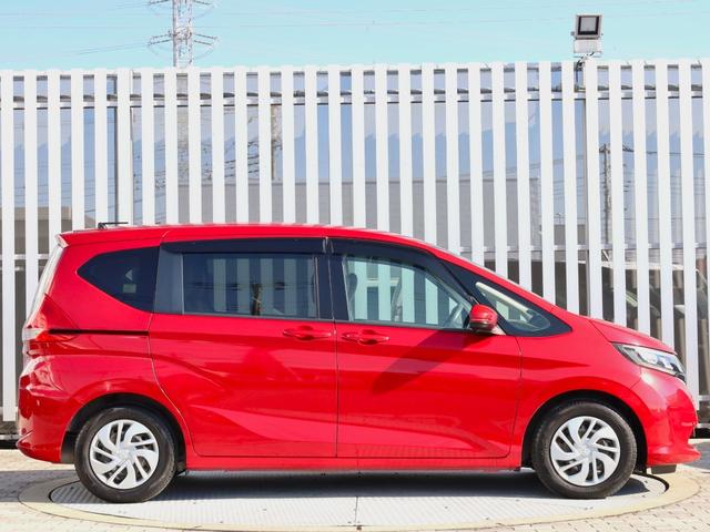 フリード Ｇ・ホンダセンシング　純正７インチナビ・ＥＴＣ・両側ＰＳＤ（4枚目）