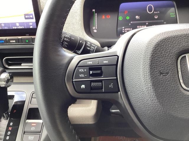 フリード e:HEVエアーEX 元当社デモカー■禁煙車■LEDライト■スマ-トキ-■サイドエアーバック■シートヒーター■アルミ■メモリーナビ■バックカメラ■フルセグ■CD■DVD■BT■Mサーバー■ETC(12枚目)