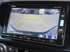 バックをするとき自動でリアの様子が映る『リアカメラ』付き！ナビ画面で確認しながらバックができますから安心ですね。でも、目視も大切ですよ！安全第一でお願いします！ 5