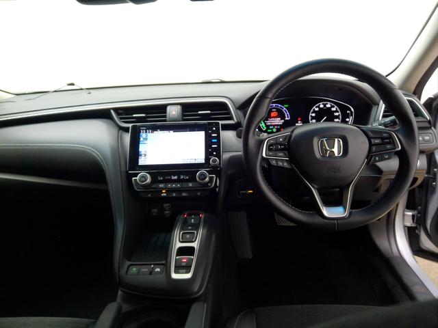 インサイト ＥＸ　ＨｏｎｄａＳＥＮＳＩＮＧ　衝突被害軽減ブレーキ　サイドエアバック　前後ドラレコ　メモリーナビ　フルセグ　ブルートゥースオーディオ　シートヒーター　リアカメラ　ＥＴＣ　ＤＶＤ　ＣＤ　スマートキー　ＡＣＣ（9枚目）
