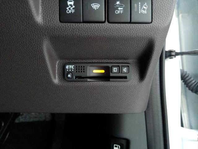 フリード G・ホンダセンシング ワンオーナー 6人乗り 前後純正ドラレコ メモリーナビ フルセグTV CD DVD USBジャック Bluetooth リアカメラ 両側電動ドア LEDライト ETC車載器 プラズマクラスタ機能付き(10枚目)