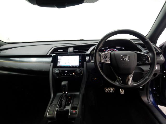 シビック ハッチバック HondaSENSING ギャザズ純正メモリーナビ リアカメラ USB入力端子 LEDヘッドライト 純正アルミ 運転席助手席電動シート パドルシフト ハーフレザーシート ワンオーナー 追突軽減ブレーキ(13枚目)