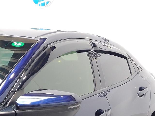 シビック ハッチバック HondaSENSING ギャザズ純正メモリーナビ リアカメラ USB入力端子 LEDヘッドライト 純正アルミ 運転席助手席電動シート パドルシフト ハーフレザーシート ワンオーナー 追突軽減ブレーキ(24枚目)