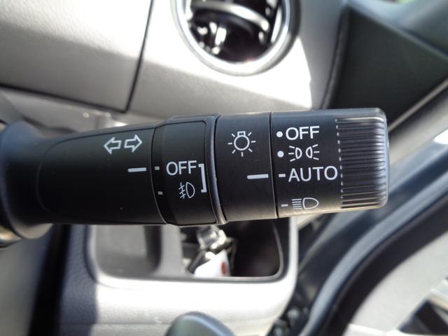 N-BOXカスタム Lターボ ギャザズ純正メモリーナビ リアカメラ LEDライト ETC SENSING シートヒーター フルセグチューナー Bluetoothオーディオ 両側電動スライドドア ドライブレコーダー ドアバイザー(12枚目)