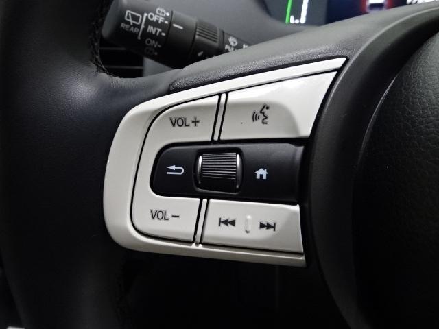 フィット e:HEVホーム 当社デモカー 禁煙 HondaSENSING 純正メモリーナビ フルセグ ブルートゥースオーディオ リアカメラ ETC2.0 LEDライト オートライト ハーフシェイドウインドウ パーキングセンサー(5枚目)