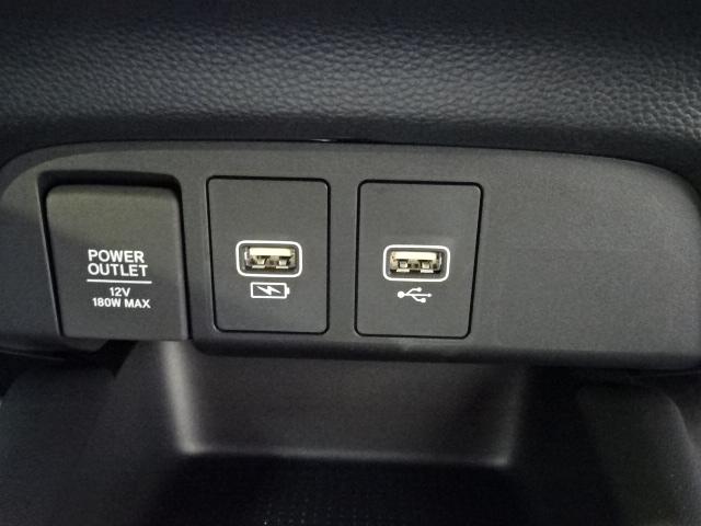 フィット e:HEVホーム 当社デモカー 禁煙 HondaSENSING 純正メモリーナビ フルセグ ブルートゥースオーディオ リアカメラ ETC2.0 LEDライト オートライト ハーフシェイドウインドウ パーキングセンサー(8枚目)