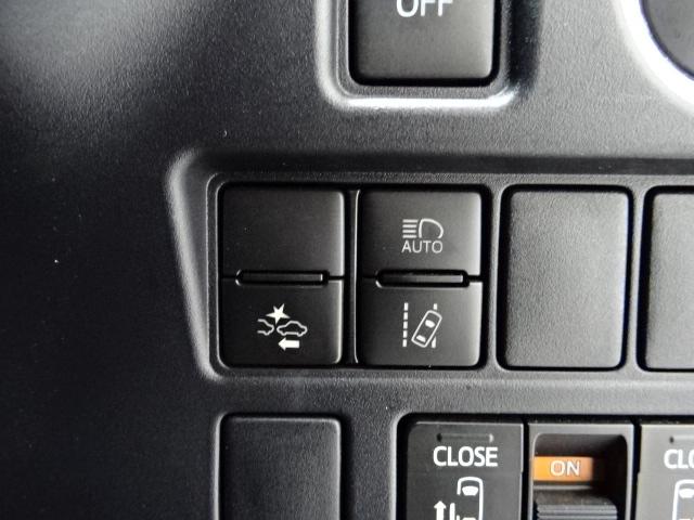 ノア SiダブルバイビーII ワンオーナー 純正SDナビゲーション フルセグ リアカメラ DVD CD BTオーディオ 両側電動スライドドア ドアバイザー ETC 純正16インチアルミホイール 横滑防止装置 PCS スマートキ-(9枚目)