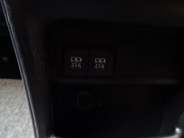 ノア SiダブルバイビーII ワンオーナー 純正SDナビゲーション フルセグ リアカメラ DVD CD BTオーディオ 両側電動スライドドア ドアバイザー ETC 純正16インチアルミホイール 横滑防止装置 PCS スマートキ-(12枚目)