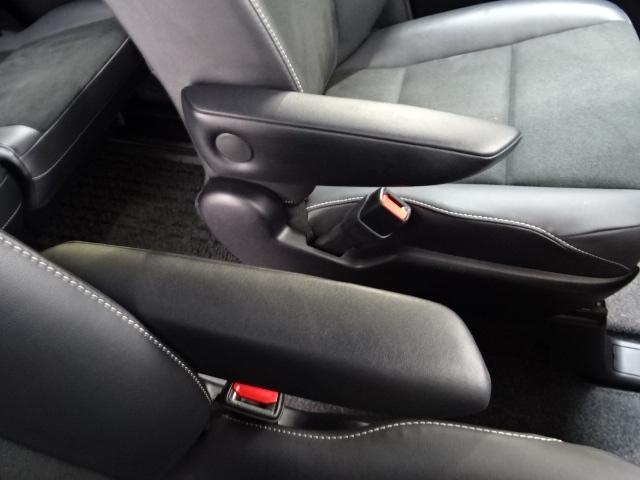 ノア SiダブルバイビーII ワンオーナー 純正SDナビゲーション フルセグ リアカメラ DVD CD BTオーディオ 両側電動スライドドア ドアバイザー ETC 純正16インチアルミホイール 横滑防止装置 PCS スマートキ-(14枚目)