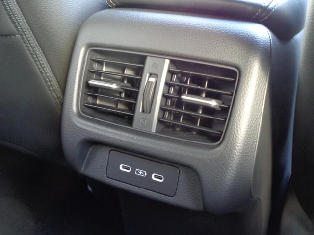 ZR-V e:HEVZ特別仕様車ブラックスタイル 純正メモリーナビ マルチビューカメラシステム ETC ドライブレコーダー Bluetooth ステリングヒーター パワーシート シートヒーター パーキングセンサー HondaSENSING 電動シート(15枚目)