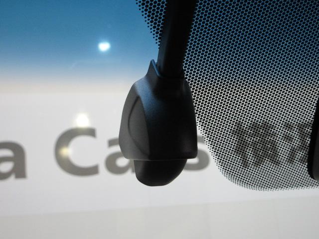 ステップワゴンスパーダ ｅ：ＨＥＶスパーダＧ・ＥＸホンダセンシング　７人　前後ドラレコ　メモリーナビ　全周囲カメラ　フルセグ　ＤＶＤ　ＣＤ　シートヒーター　両側電動スライドドア　純正アルミ　ＥＴＣ　Ｂｌｕｅｔｏｏｔｈ　ＵＳＢ　ドアバイザー　ワンオーナー　エアバック（5枚目）