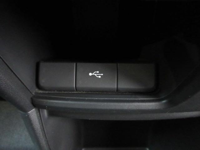 ステップワゴンスパーダ ｅ：ＨＥＶスパーダＧ・ＥＸホンダセンシング　７人　前後ドラレコ　メモリーナビ　全周囲カメラ　フルセグ　ＤＶＤ　ＣＤ　シートヒーター　両側電動スライドドア　純正アルミ　ＥＴＣ　Ｂｌｕｅｔｏｏｔｈ　ＵＳＢ　ドアバイザー　ワンオーナー　エアバック（12枚目）