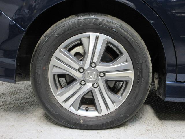 ステップワゴンスパーダ ｅ：ＨＥＶスパーダＧ・ＥＸホンダセンシング　７人　前後ドラレコ　メモリーナビ　全周囲カメラ　フルセグ　ＤＶＤ　ＣＤ　シートヒーター　両側電動スライドドア　純正アルミ　ＥＴＣ　Ｂｌｕｅｔｏｏｔｈ　ＵＳＢ　ドアバイザー　ワンオーナー　エアバック（30枚目）