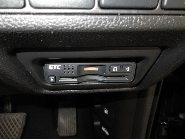 ステップワゴンスパーダ スパーダアドバンスパッケージβ 衝突被害軽減ブレーキ ターボ 純正メモリーナビ フルセグ ブルートゥースオーディオ ETC リアカメラ 後席モニター HondaSENSING 両側電動スライドドア スマキー プラズマクラスター 禁煙(5枚目)