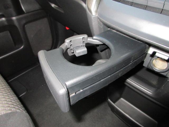 ステップワゴンスパーダ スパーダアドバンスパッケージβ 衝突被害軽減ブレーキ ターボ 純正メモリーナビ フルセグ ブルートゥースオーディオ ETC リアカメラ 後席モニター HondaSENSING 両側電動スライドドア スマキー プラズマクラスター 禁煙(15枚目)