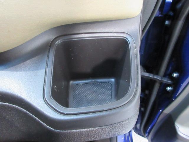 フリード Ｇ・ホンダセンシング　６人乗り仕様　禁煙車　純正９インチメモリーナビ　リアカメラ　ＣＤ　ＤＶＤ　Ｂｌｕｅｔｏｏｔｈ　両側電動スライドドア　ＥＴＣ　ＬＥＤヘッドライト　オートライト　ドアバイザー　ワンオーナー　Ｆセグ　ＶＳＡ（12枚目）