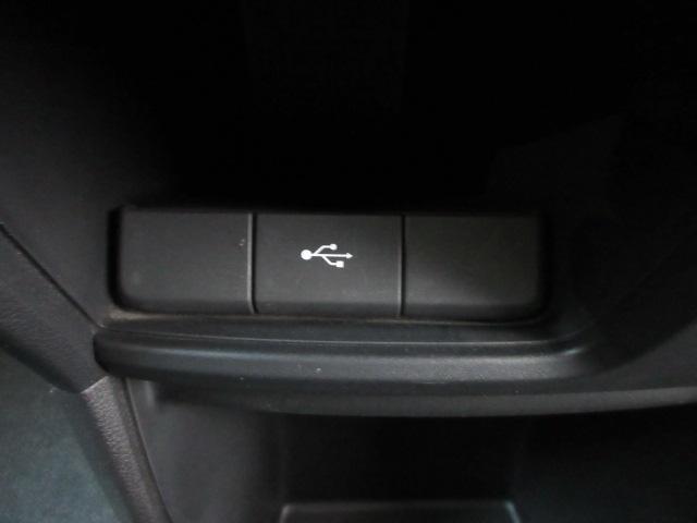 ステップワゴンスパーダ スパーダホンダセンシング VTECターボ 7人乗り 純正メモリーナビ フルセグ ブルートゥースオーディオ リアカメラ 両側電動スライドドア ETC2.0 プラズマクラスター DVD CD LEDライト スマキー オートエアコン(10枚目)