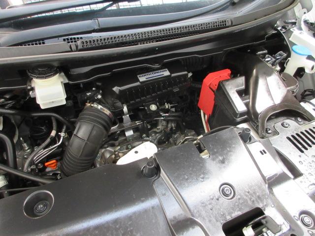 ステップワゴンスパーダ スパーダホンダセンシング VTECターボ 7人乗り 純正メモリーナビ フルセグ ブルートゥースオーディオ リアカメラ 両側電動スライドドア ETC2.0 プラズマクラスター DVD CD LEDライト スマキー オートエアコン(30枚目)