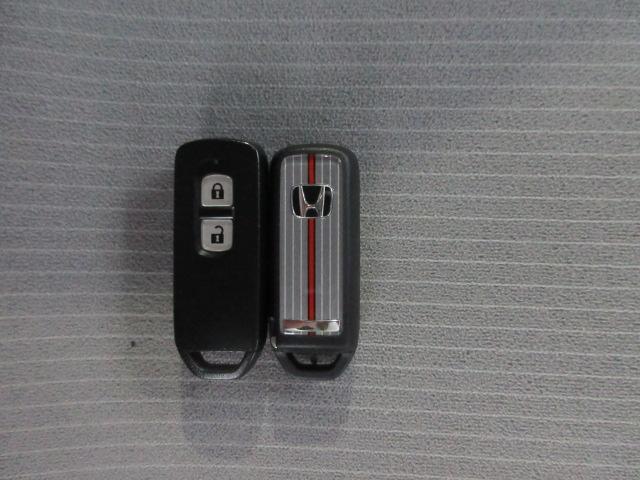 N-ONE RS 前後ドラレコ メモリーナビ リアカメラ CTBA 純正アルミ Bluetooth USB HIDヘッドライト パドルシフト ドアバイザー ワンオーナー シティーブレーキ 横滑り防止装置 Dレコ 禁煙(16枚目)