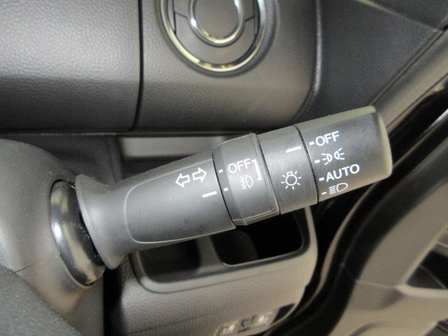 Ｎ－ＢＯＸカスタム Ｇ・Ｌターボホンダセンシング　衝突被害軽減ブレーキ　純正メモリーナビ　フルセグ　Ｂｌｕｅｔｏｏｔｈオーディオ　　シートヒーター　ＤＶＤ　ＣＤ　ＥＴＣ　両側電動スライドドア　リアカメラ　ＬＥＤライト　オートエアコン　スマキー　禁煙（10枚目）