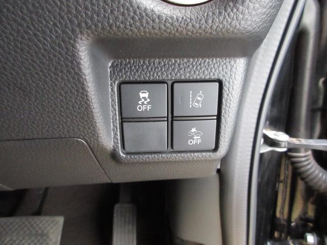 Ｎ－ＢＯＸカスタム Ｇ・Ｌターボホンダセンシング　衝突被害軽減ブレーキ　純正メモリーナビ　フルセグ　Ｂｌｕｅｔｏｏｔｈオーディオ　　シートヒーター　ＤＶＤ　ＣＤ　ＥＴＣ　両側電動スライドドア　リアカメラ　ＬＥＤライト　オートエアコン　スマキー　禁煙（11枚目）